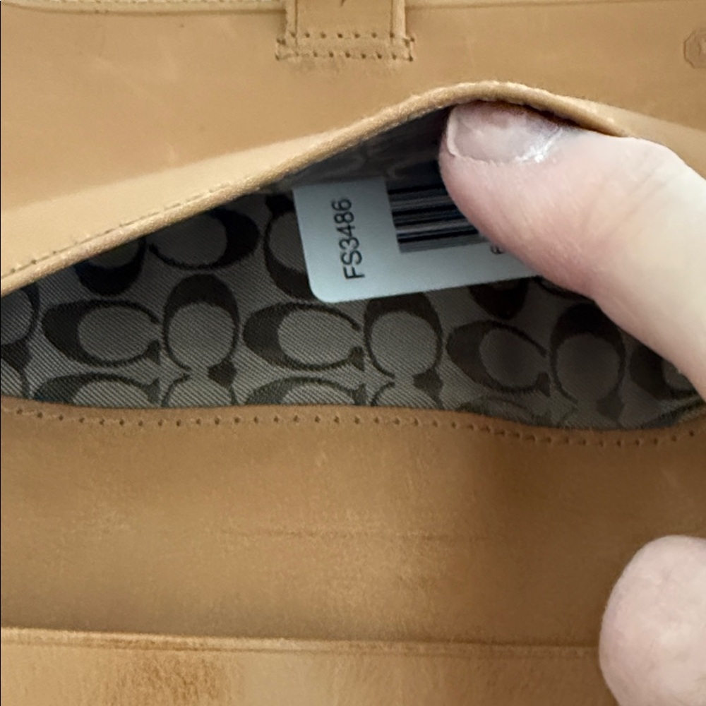 Coach Caramel Leather check book cover - Picture 5 of 5